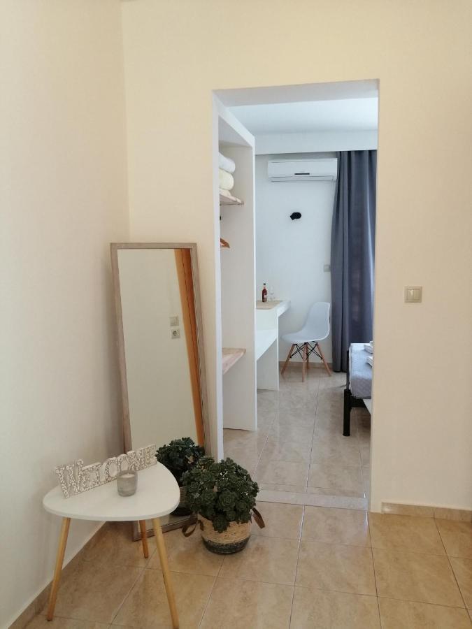 Oasis Apartments Livadia  Exterior foto