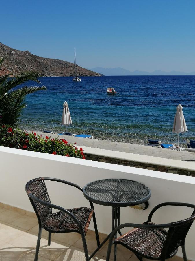 Oasis Apartments Livadia  Exterior foto
