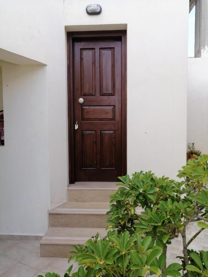 Oasis Apartments Livadia  Exterior foto