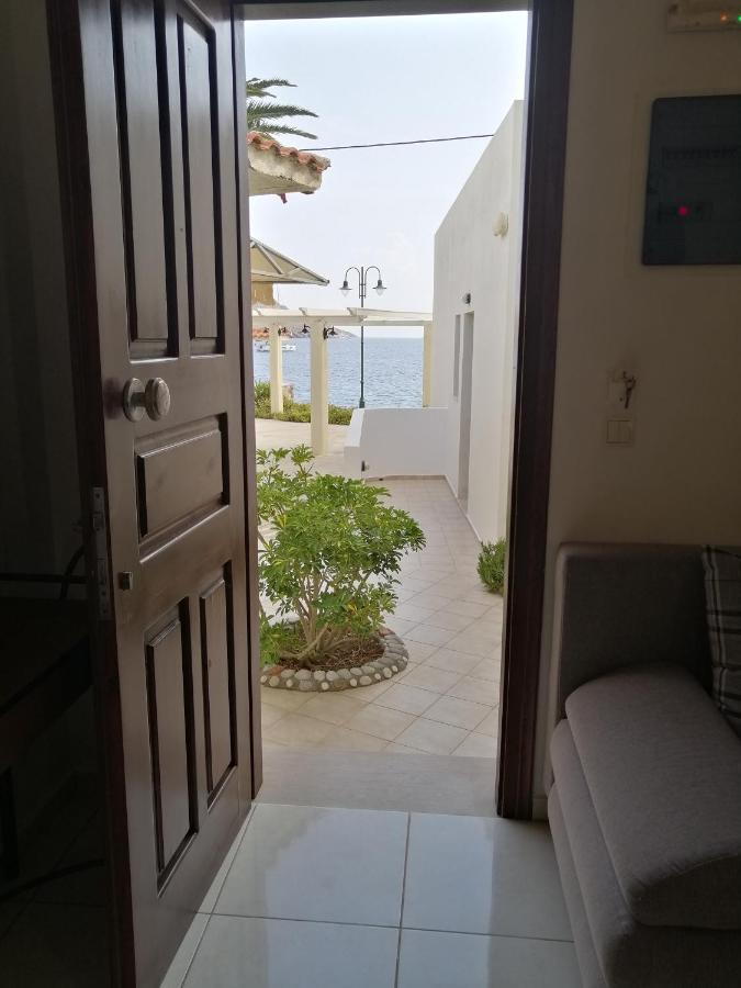 Oasis Apartments Livadia  Exterior foto