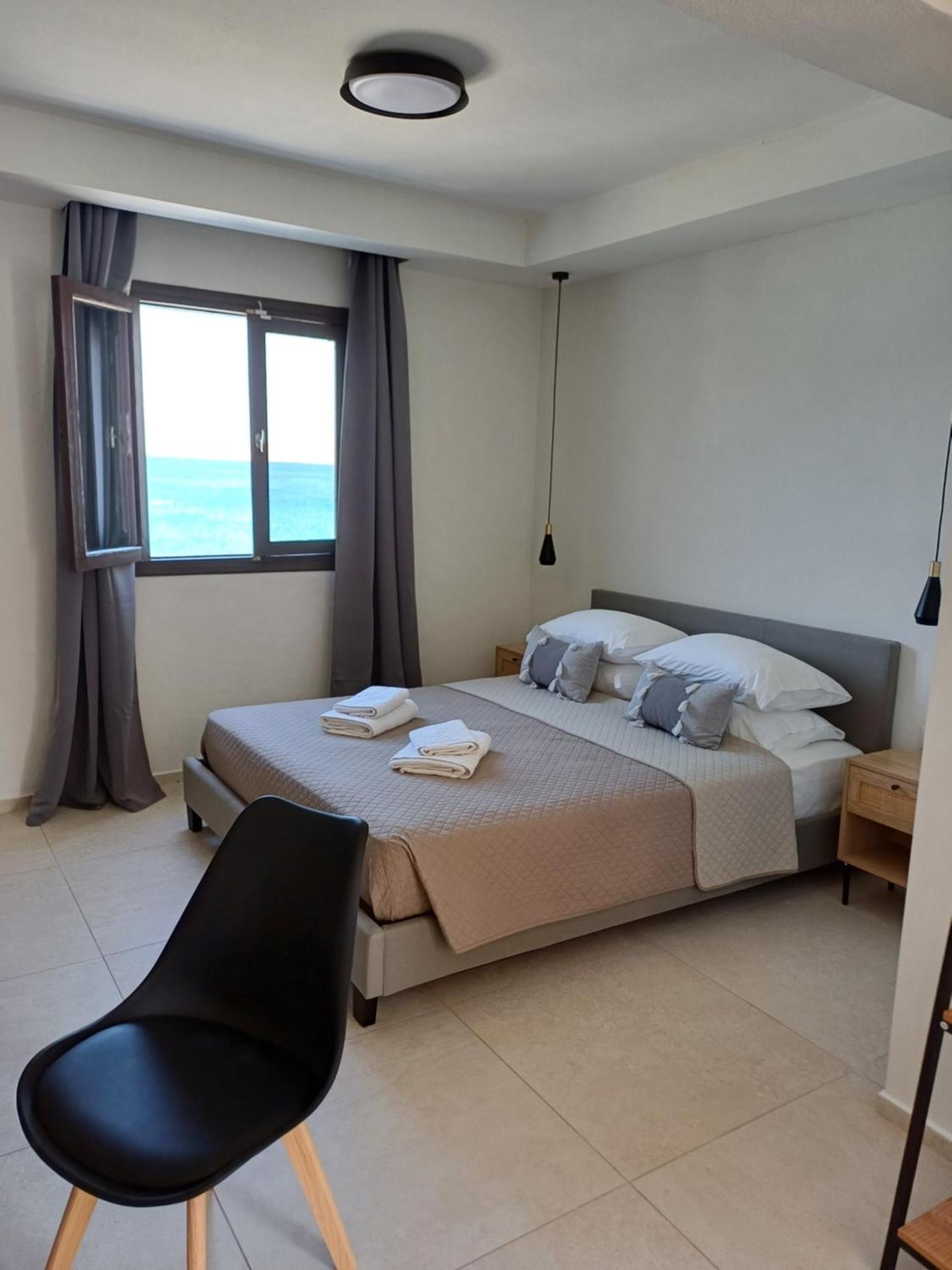 Oasis Apartments Livadia  Exterior foto