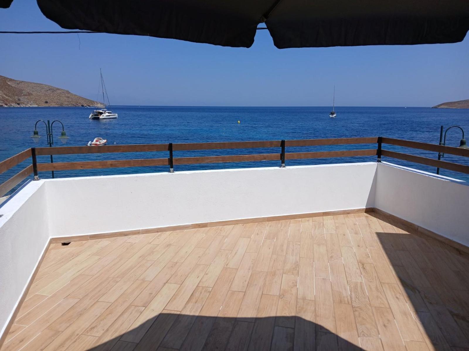 Oasis Apartments Livadia  Exterior foto